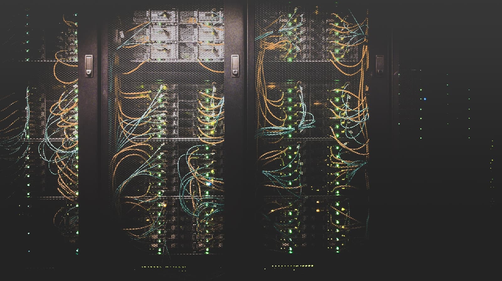 Redis Pipelining للمتوسط: من 12K لـ 290K SET/ثانية بسطر